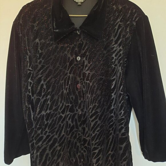 Vintage Nu Look - Amanda Collection IXL- Black Long Sleeved Buttoned Top - Picture 3 of 6